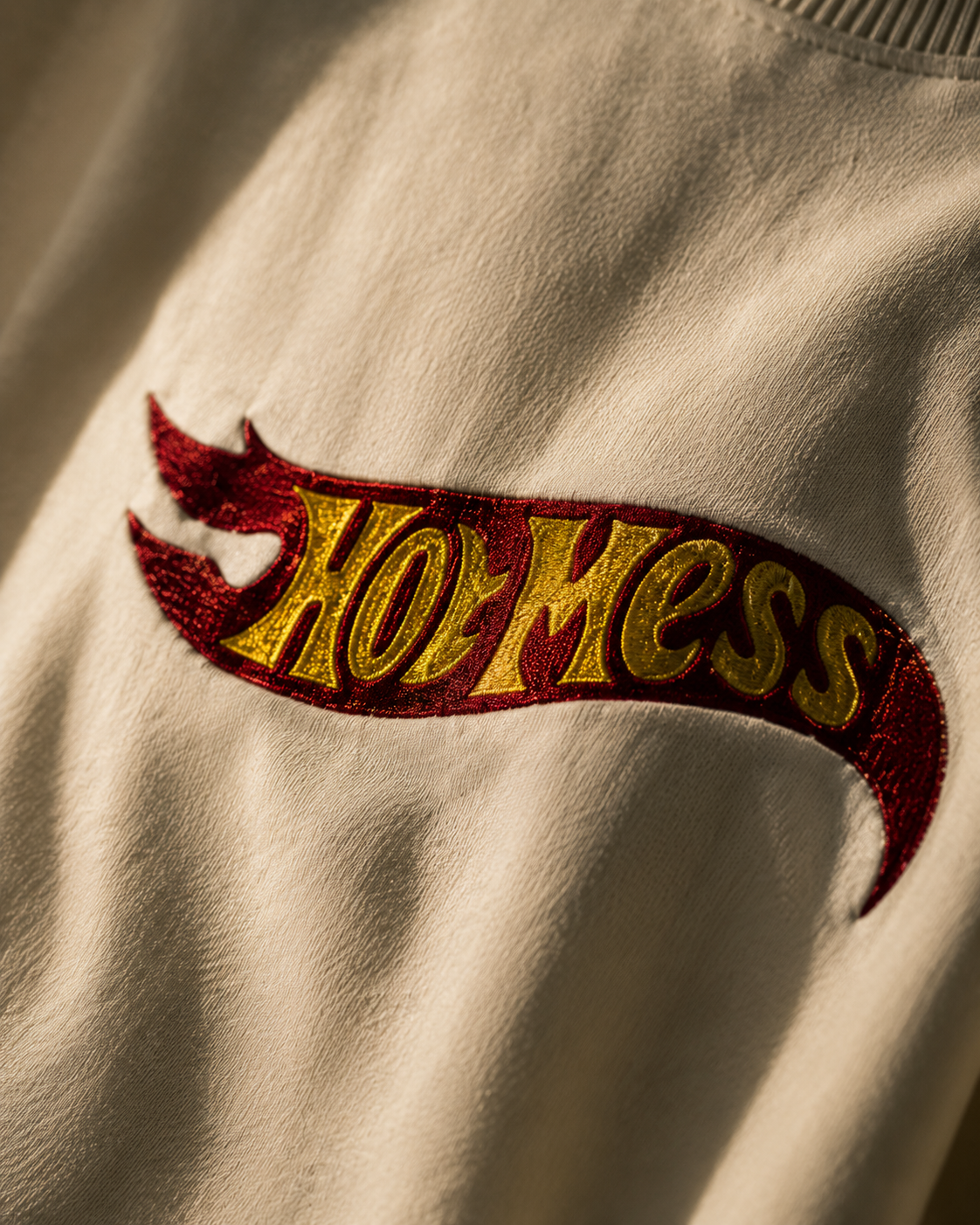 HOTMESS Offwhite Oversized T-shirt _ Embroidered 